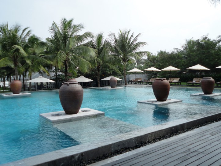 Tradicionais vasos de cerâmica estão por toda a parte