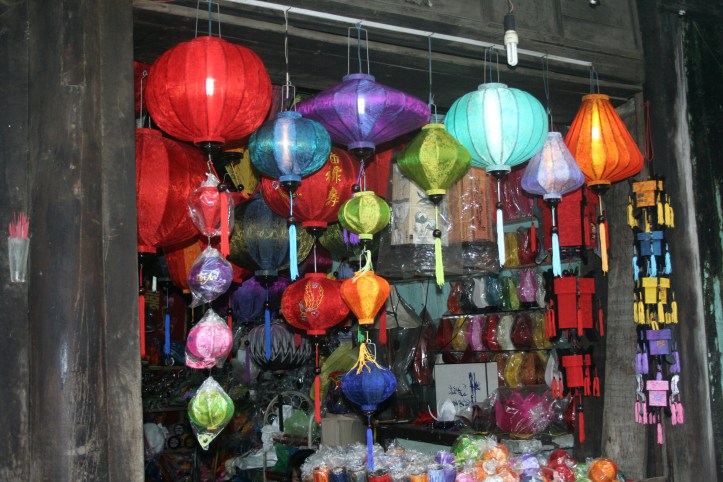 Loja de lanternas coloridas