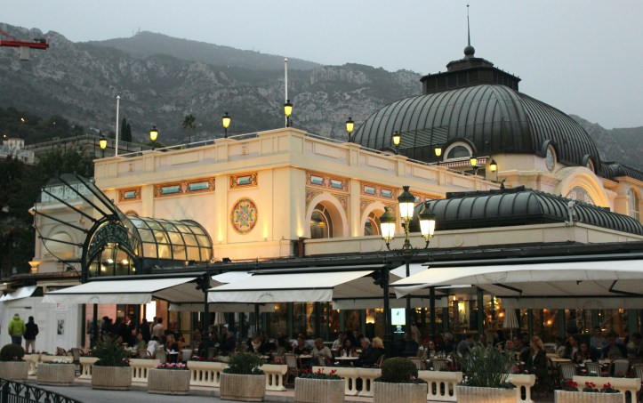 O tradicional e delicioso Café de Paris